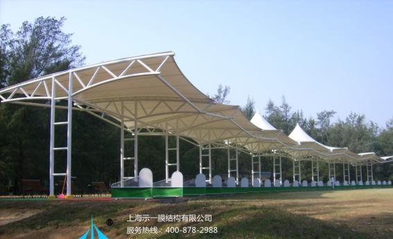 球場膜結構180103