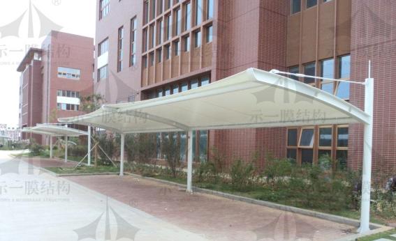 示一膜結構立柱型軟邊膜結構車棚10271