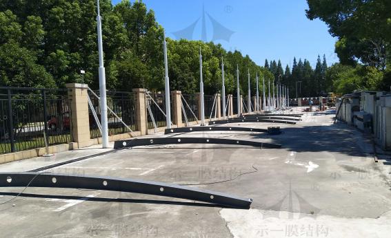 上海嘉定教育局膜結構車棚一