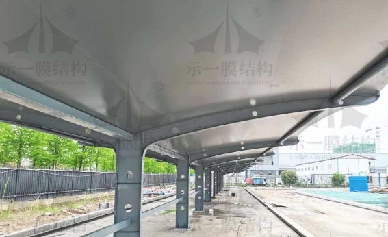 武漢物流園膜結構停車棚