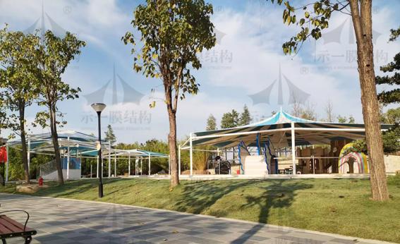 丹麥親子樂園遮陽張拉膜-1